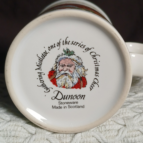 VTG Gathering Mistletoe Dunoon Coffee Mug Victorian Christmas Santa Scotland - Picture 8 of 8